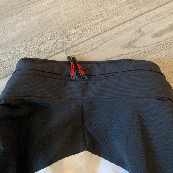 Under Armour jacket - Picture 6 of 6